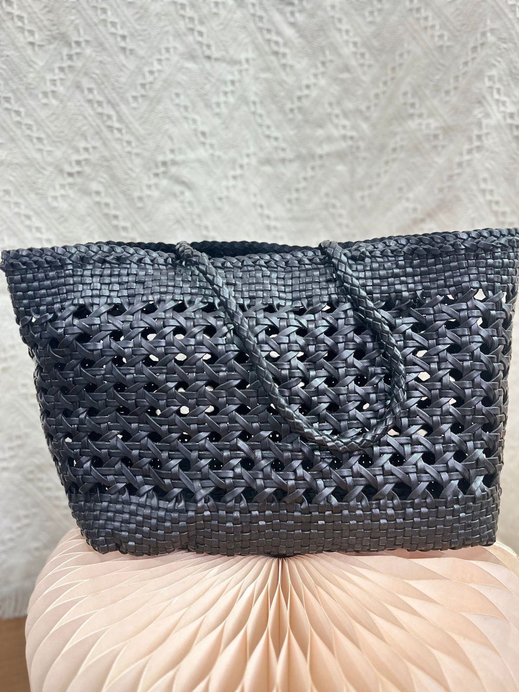 French style woven bag Genuine leather basket shape