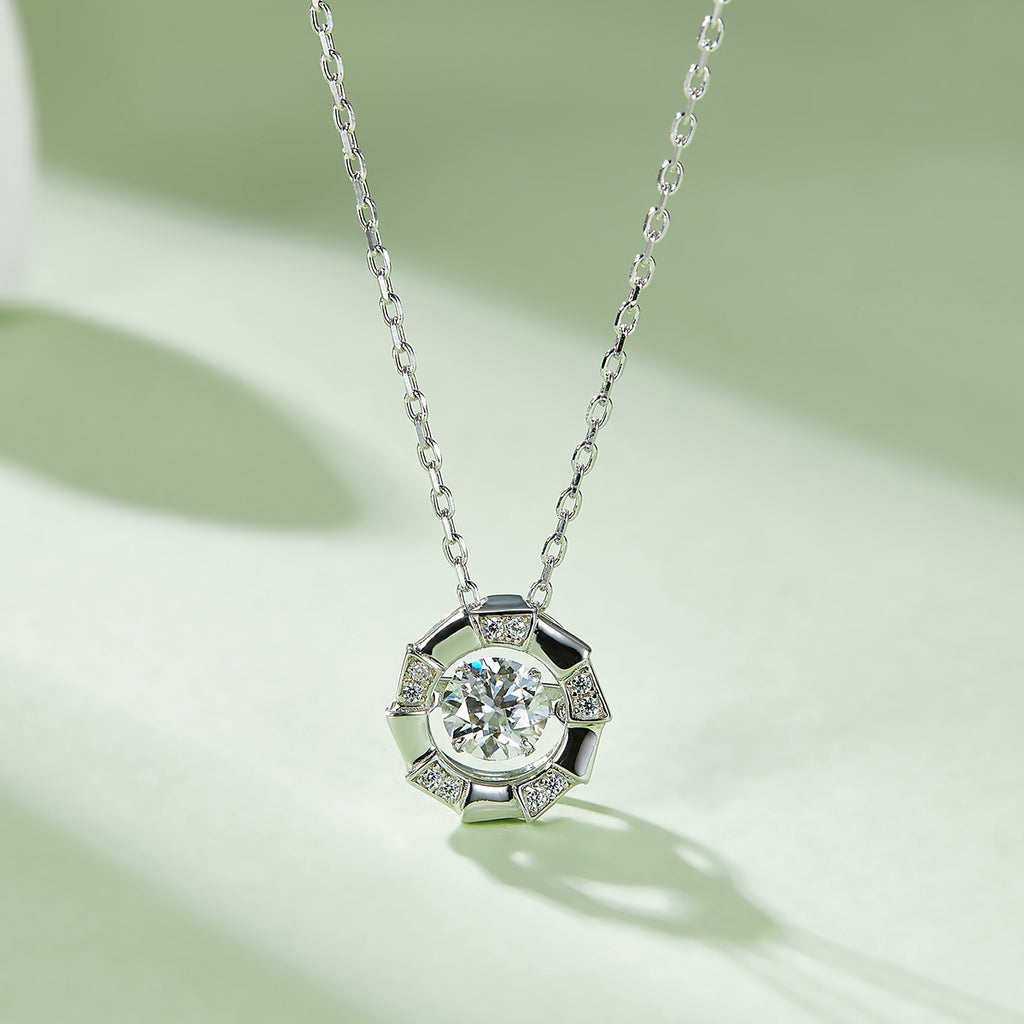 S925 Argent Sterling 0.5ct D Couleur VVS1 Moissanite Col rond circulaire 45cm Platine