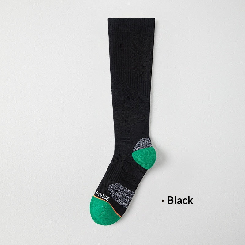 Chaussettes de longueur de calf athlétique pour femmes