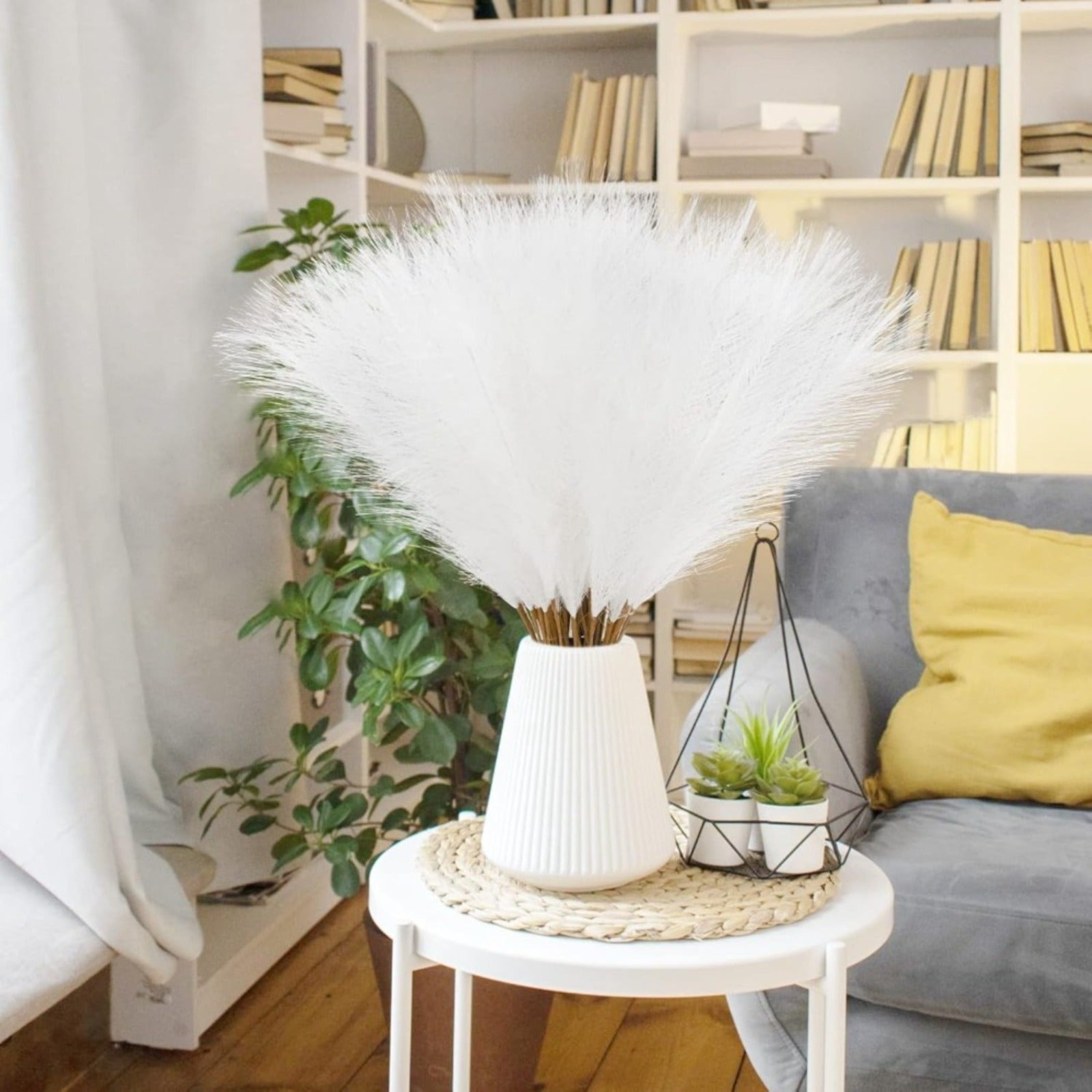 50 morceaux d'herbe de pampas artificielle blanche (55 cm) pour le décor moderne et polyvalent—parfait
