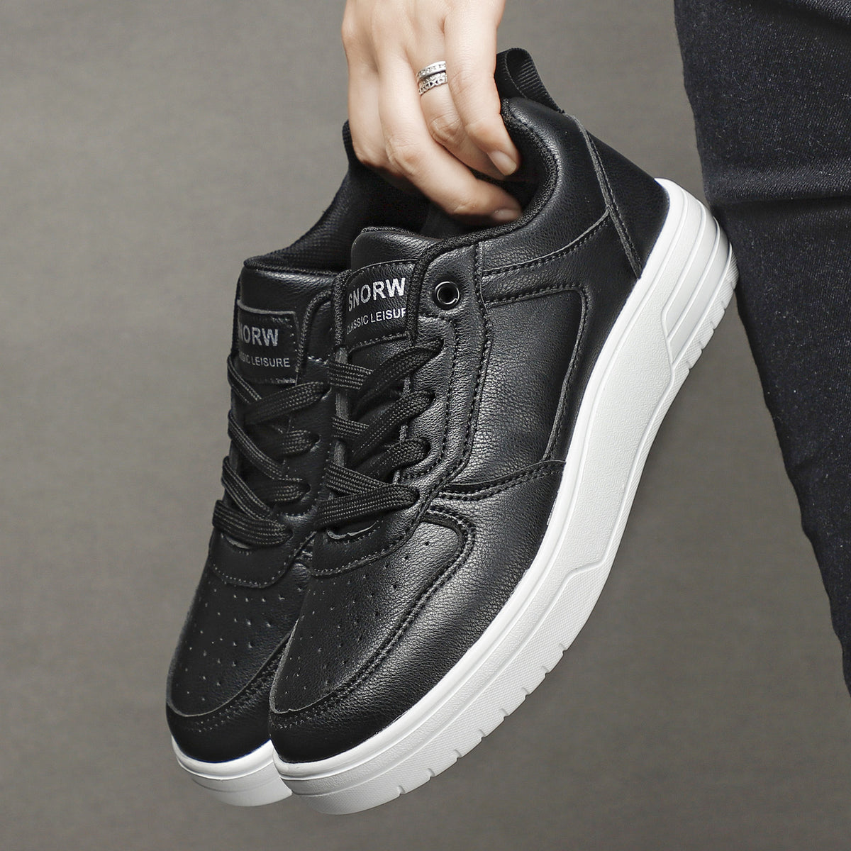 Chaussures Blancs du Couple Printemps et Automne Sneakers Blanc Pur Homme