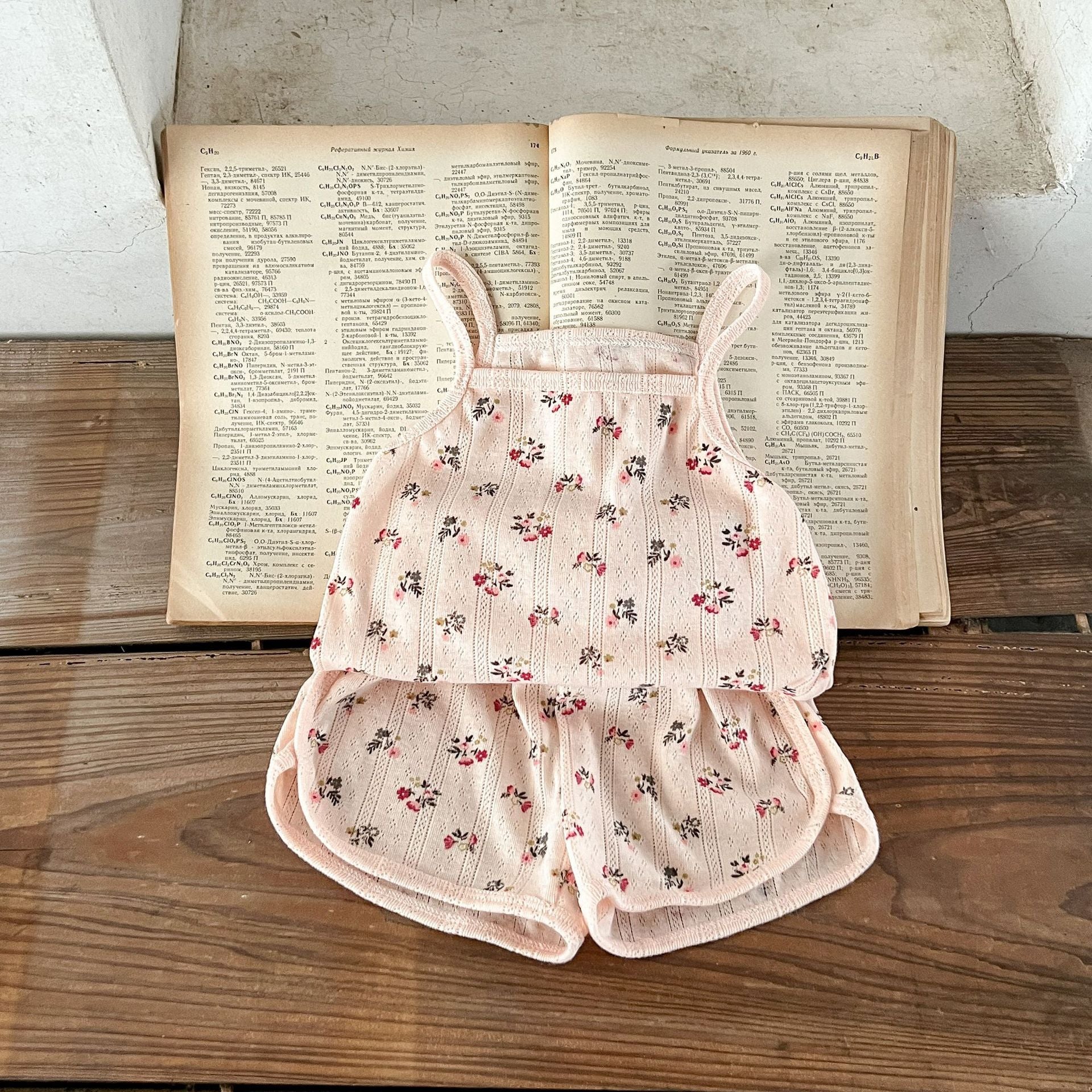 Vêtements de salon pour enfants de style danois