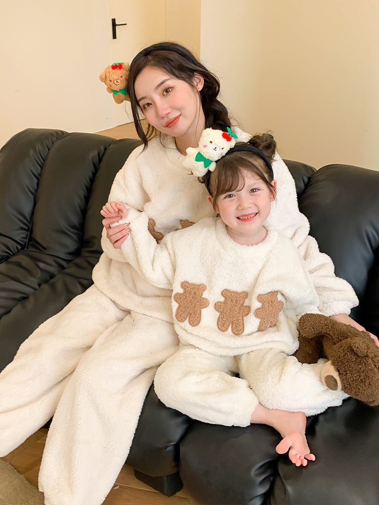 Vêtements parent-enfant Mode Coral d'hiver Velvet Maison Porter Pajama costume