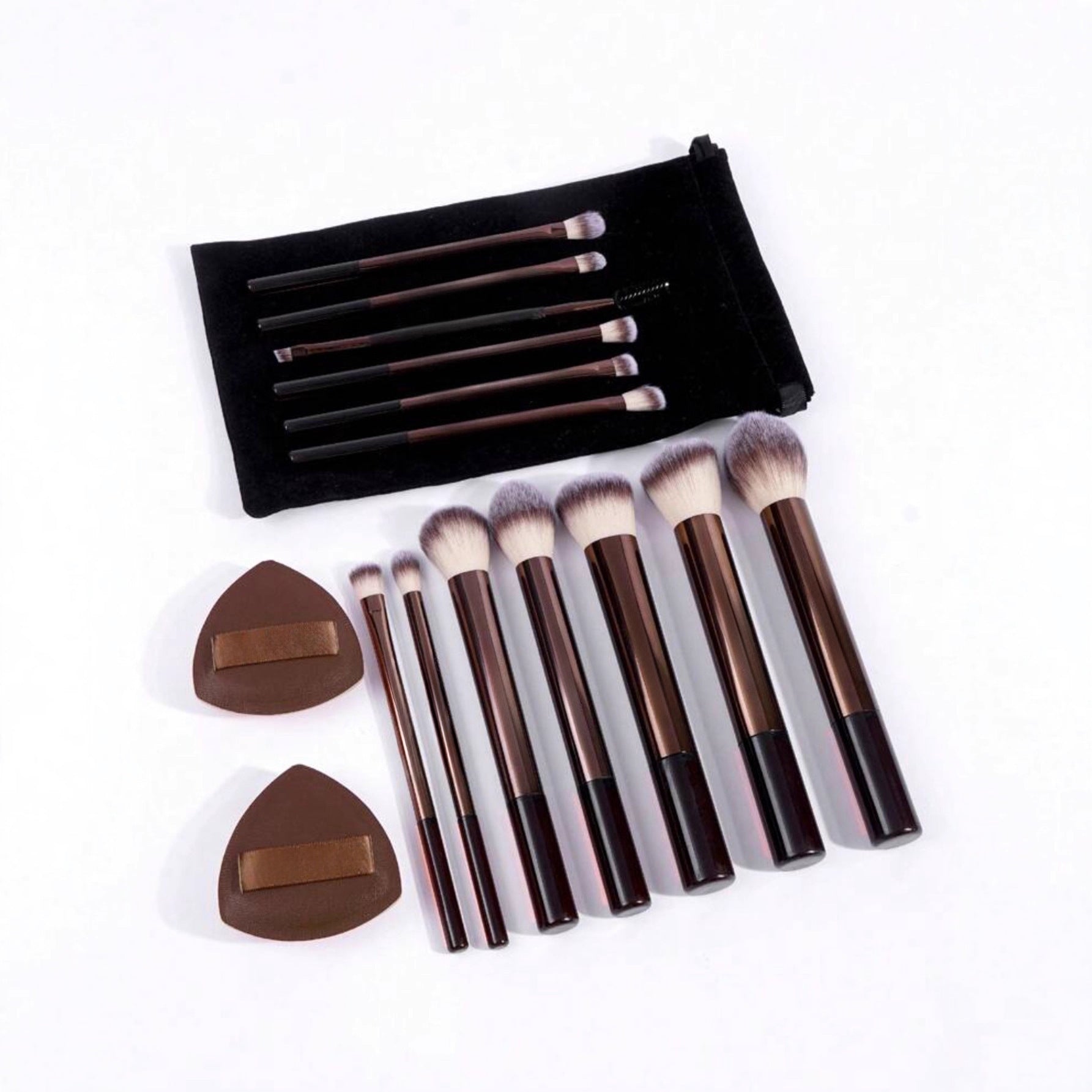 Brosse de maquillage en aluminium brun