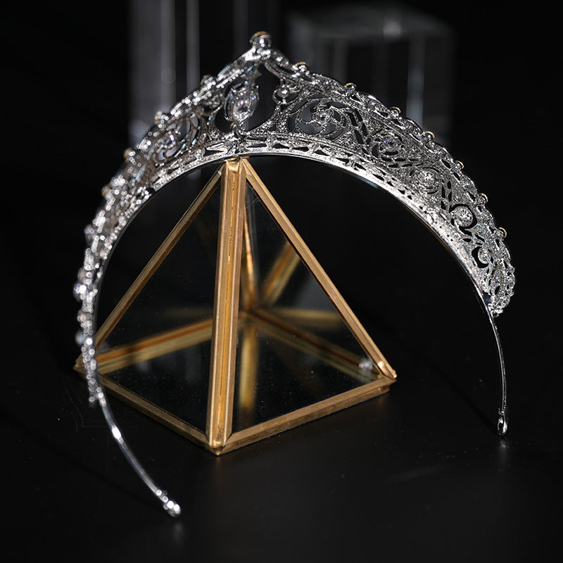 Maquillage de mariage Crown nuptiale de style européen