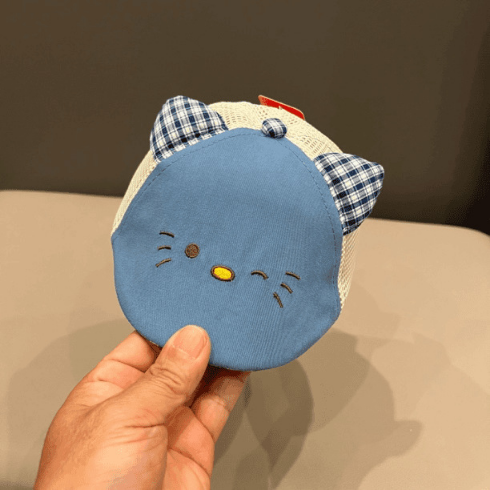 Tissu de filet pour enfants Pitched en trois dimensions Oreilles de chat Expression de chat Broderie Front