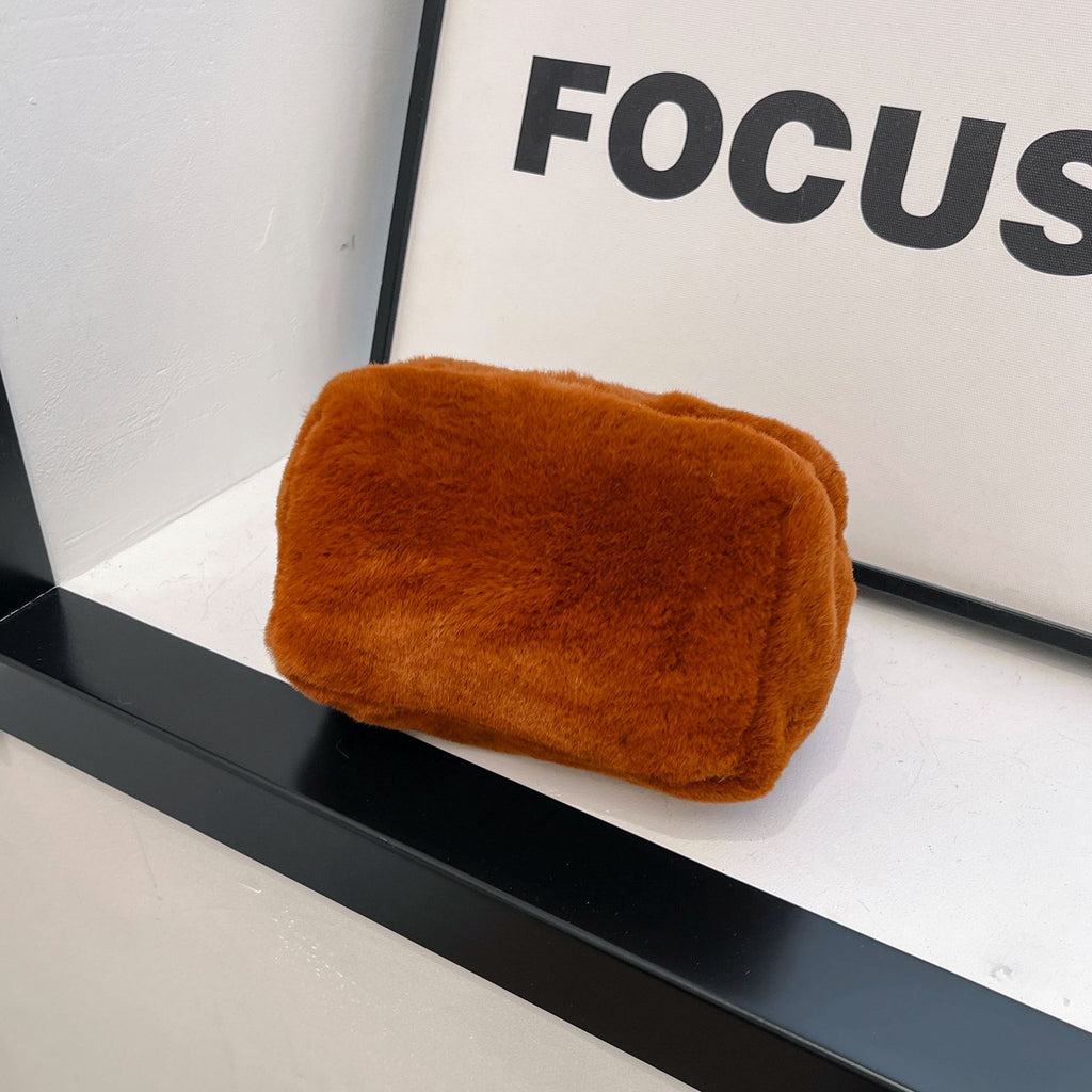 Sac de maquillage en peluche souple et moelleux pour les filles