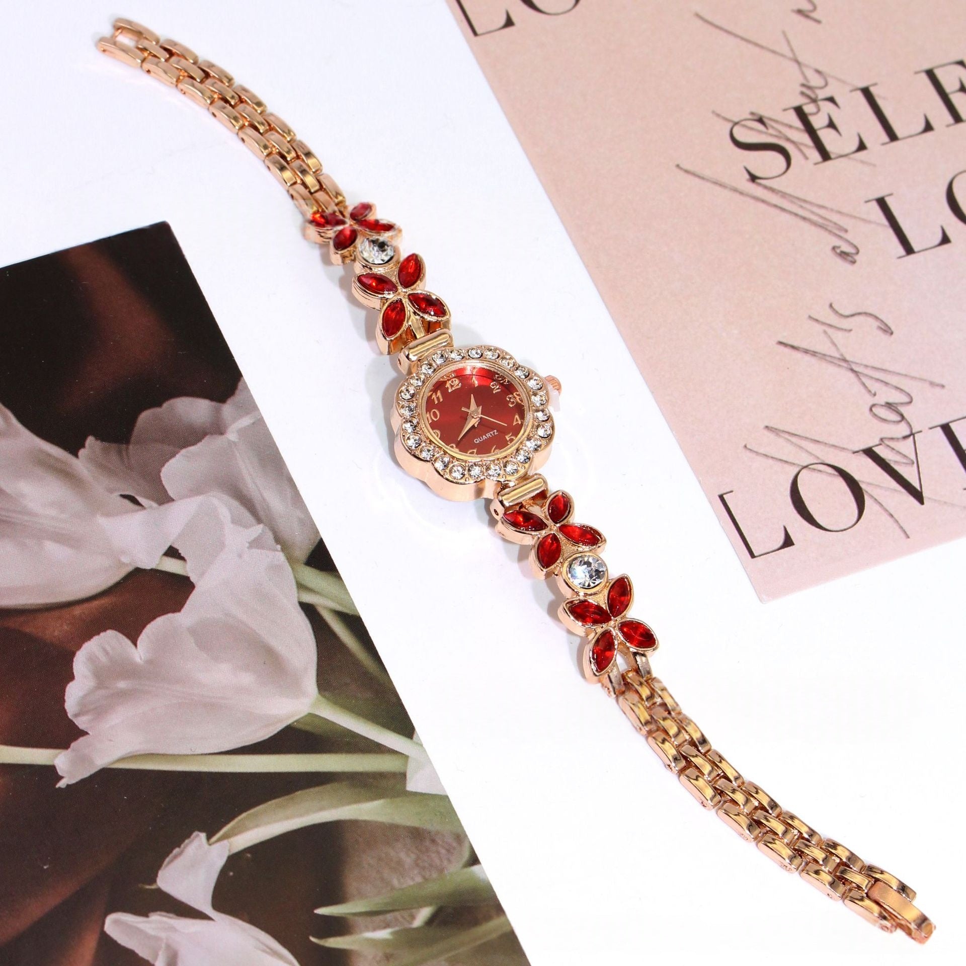 Montre bracelet ronde couleur de mode-diamant