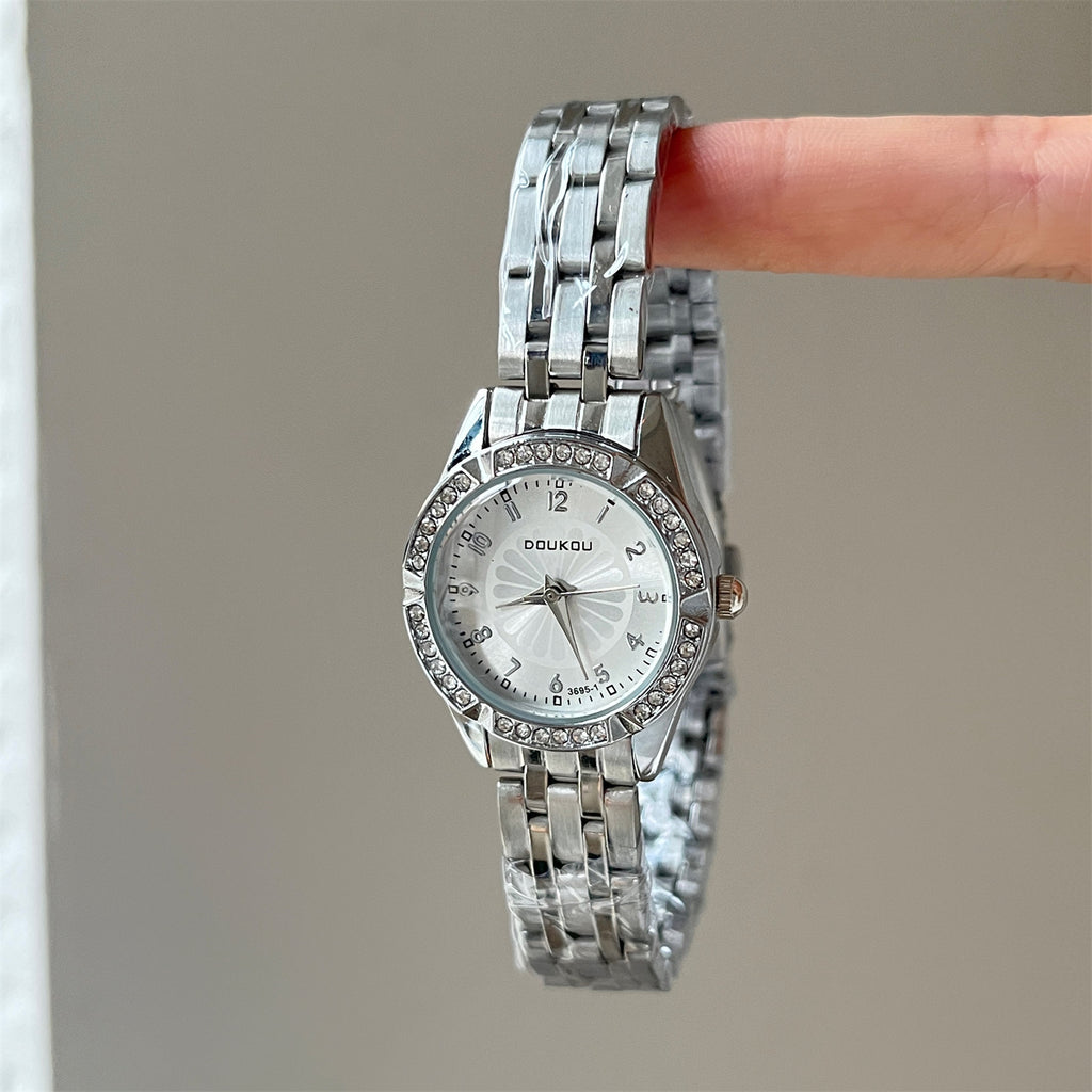 Cadran rond en forme de daisy avec embellissements diamant pour un Premium