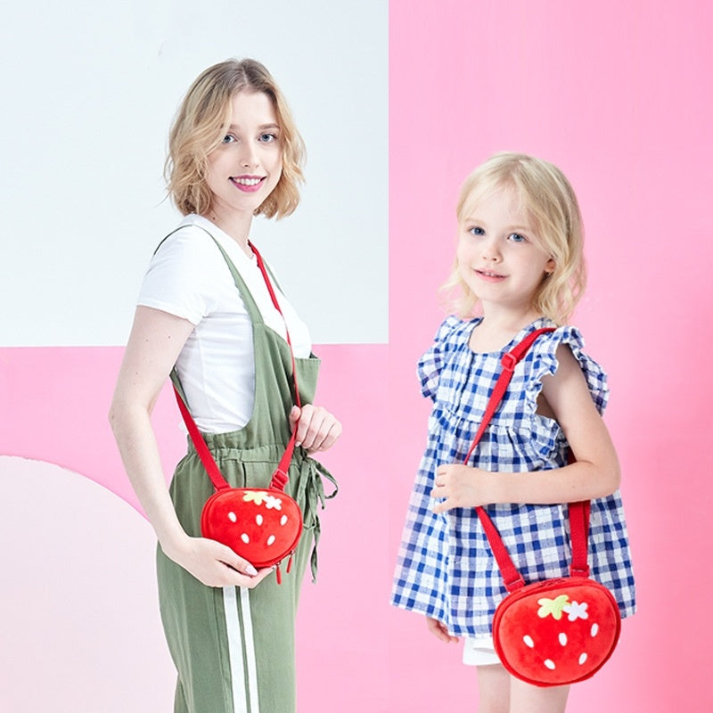Mignon de fraise Fruit Cartoon Sac Crossbody pour enfants