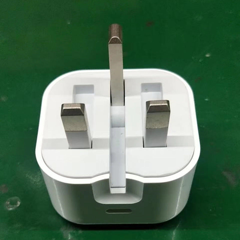 Chargeur Commerce extérieur Pieds de pliage Fast Charge Fiche de charge Protocole entièrement compatible Fas