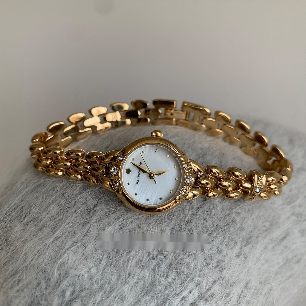 Elégante Personnalité Tendance Luxury Retro Strass Quartz Watch