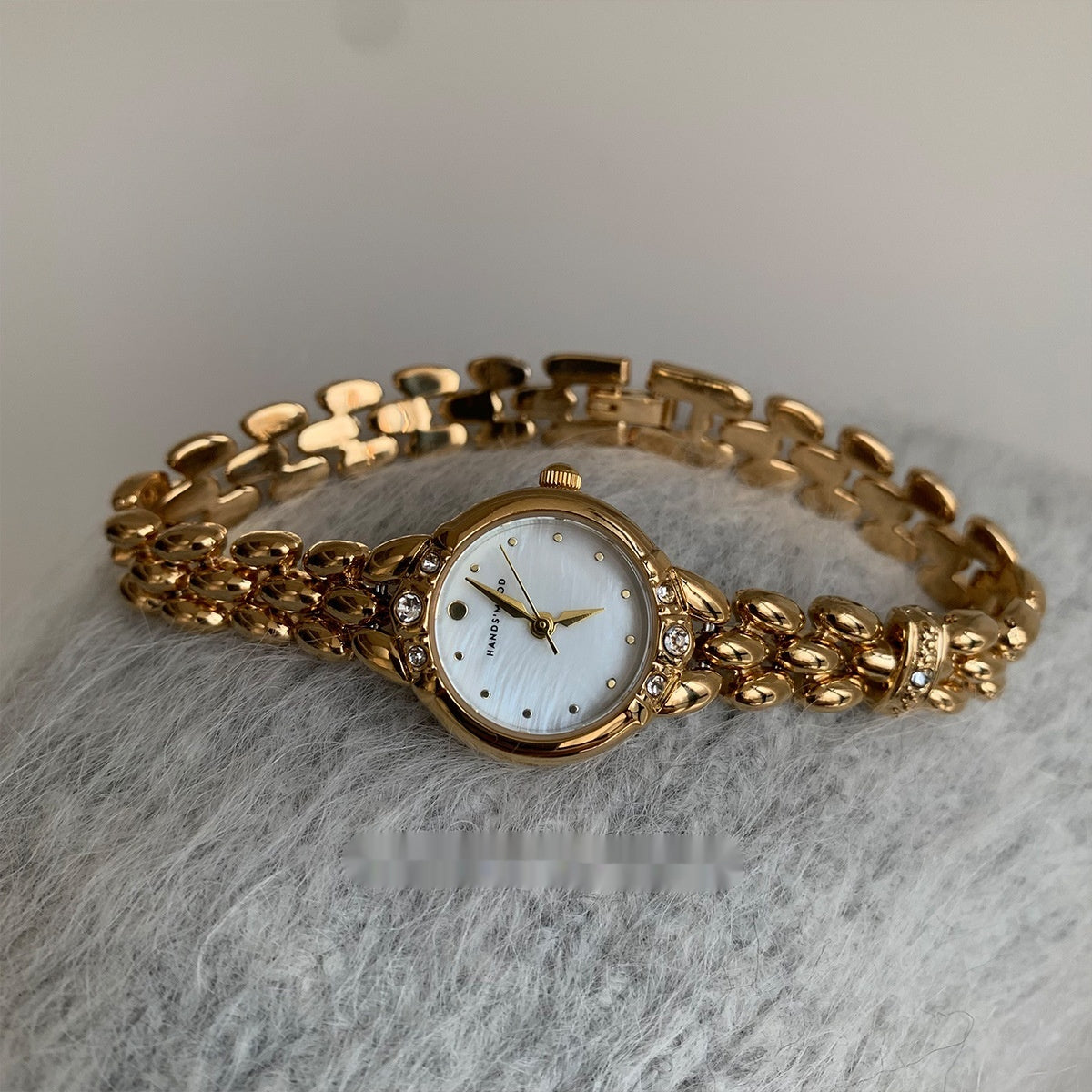 Elégante Personnalité Tendance Luxury Retro Strass Quartz Watch