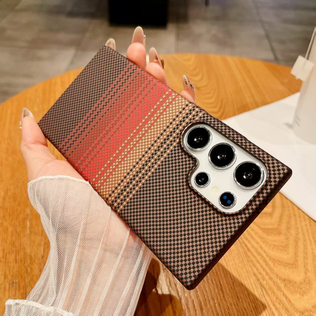 Boîtier de téléphone dur magnétique S23U intégré
