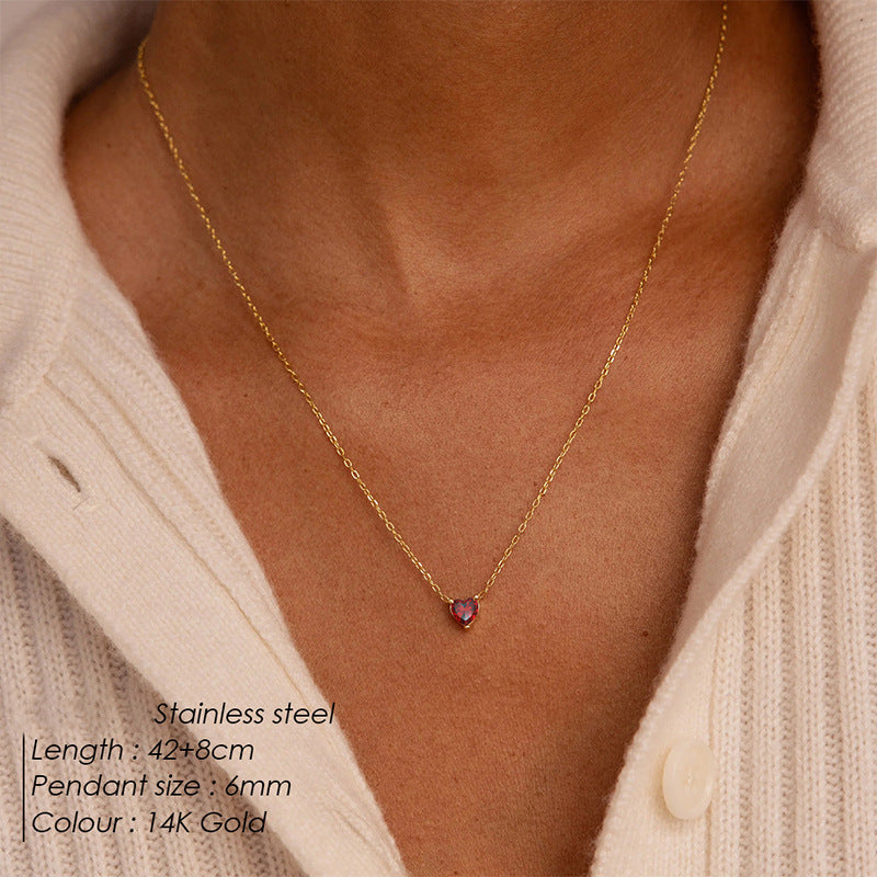Pendentif en forme de cœur cristal coloré et collier de Zircon