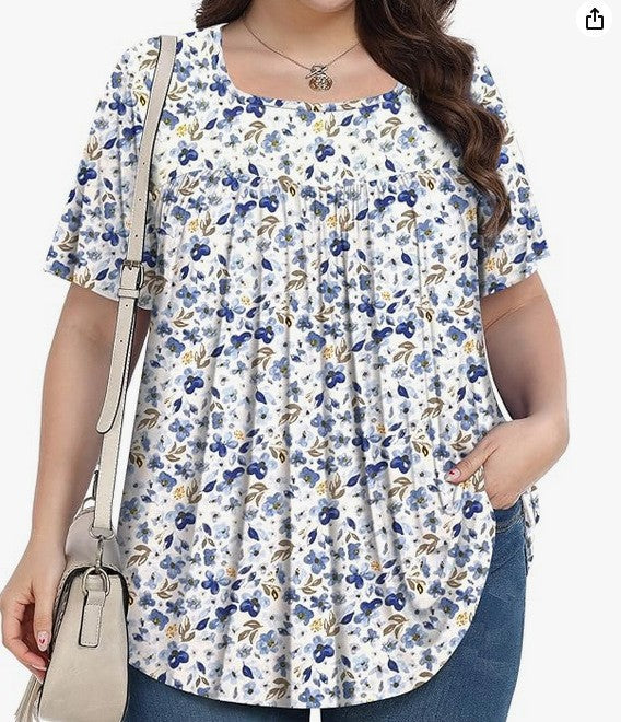 T-shirt casual à col rond à manches courtes avec imprimé floral plus taille