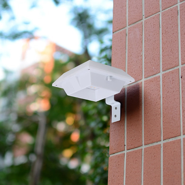 12 LED Solar Outdoor Light