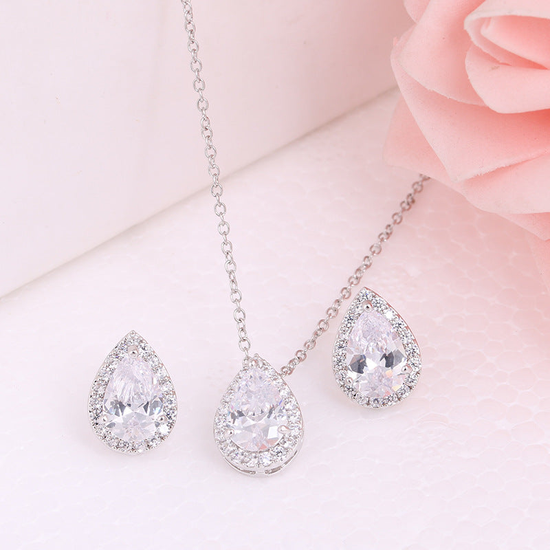 Boucles d'oreilles de collier en pierre gemme de goutte d'eau