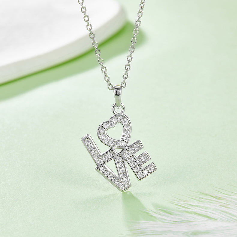 S925 Collier d'amour en argent 1.7g Moissanite