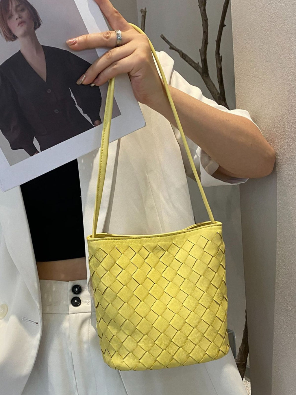Cuir véritable tissé petit sac
