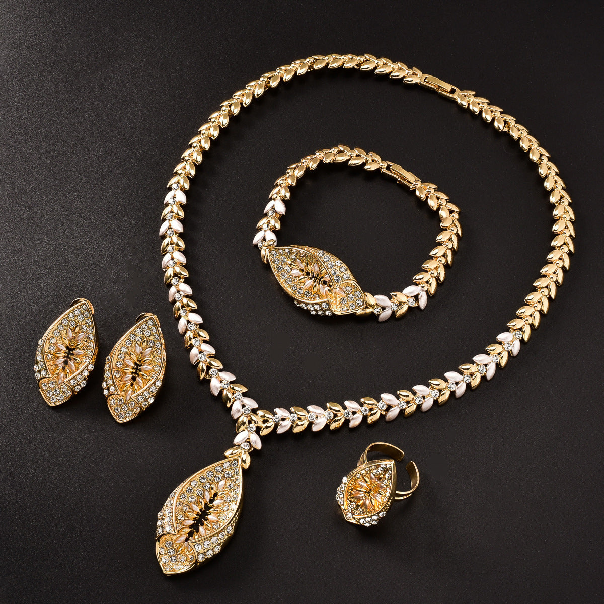 Ensemble de bijoux de style Moyen-Orient