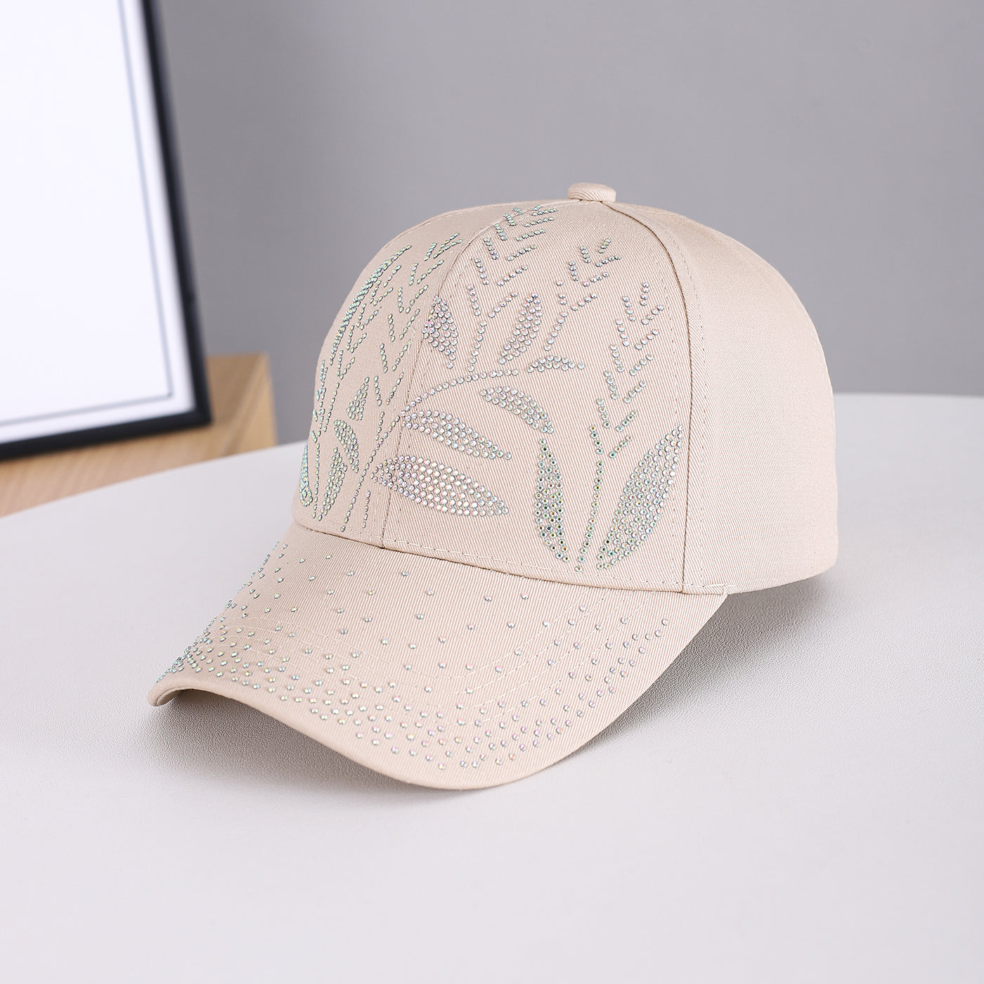 Homme et femme ajustable en forme de feuille Motif perlé Tissu de sergé Bouchon de baseball Brimmed.