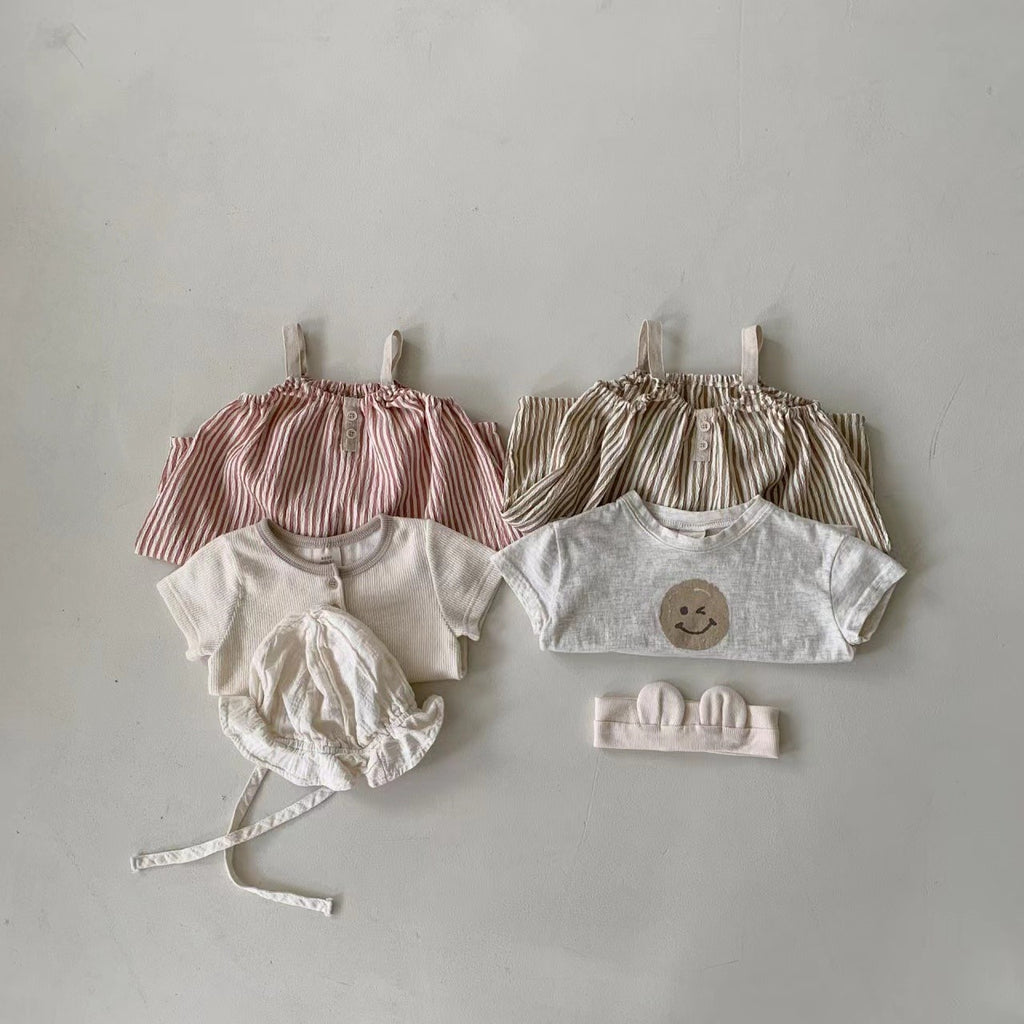Bébé d'été mince verticale suspension rayée combinaison