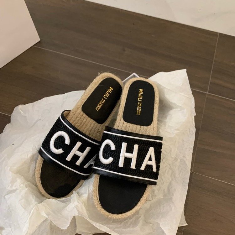 Femmes Fée Style Flat Slippers Summer Outdoor Fashion One Strap Sandales pour la robe