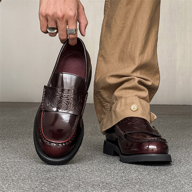 Chaussures Robe Brogue avec un style britannique rétro et embossé