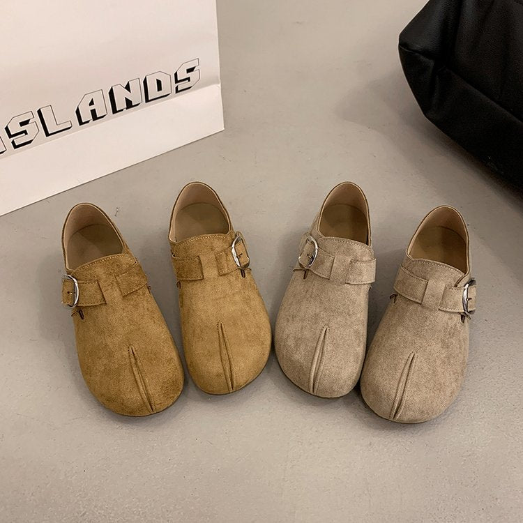 Chaussure en boken avec hauteur accrue à l'intérieur