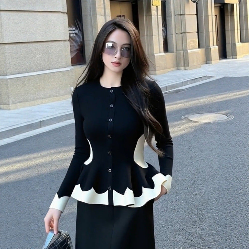Printemps et automne Niche Style Élégant Socialite Tight Waist Sweater