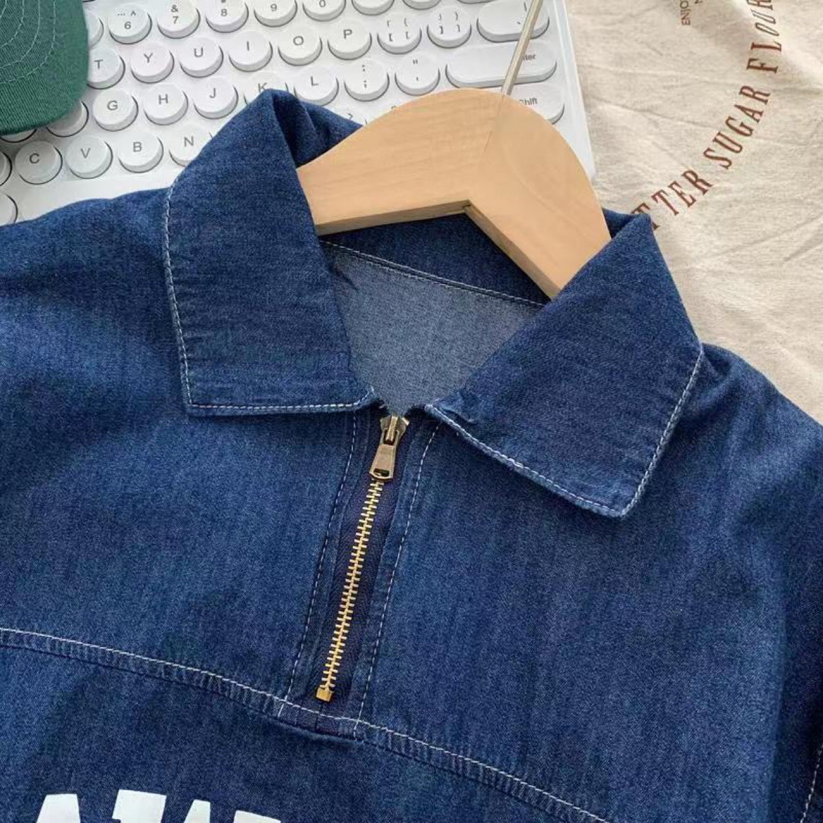 Beautiful Korean Model Denim Short-Sleeve Top and Shorts Two-Piece Set