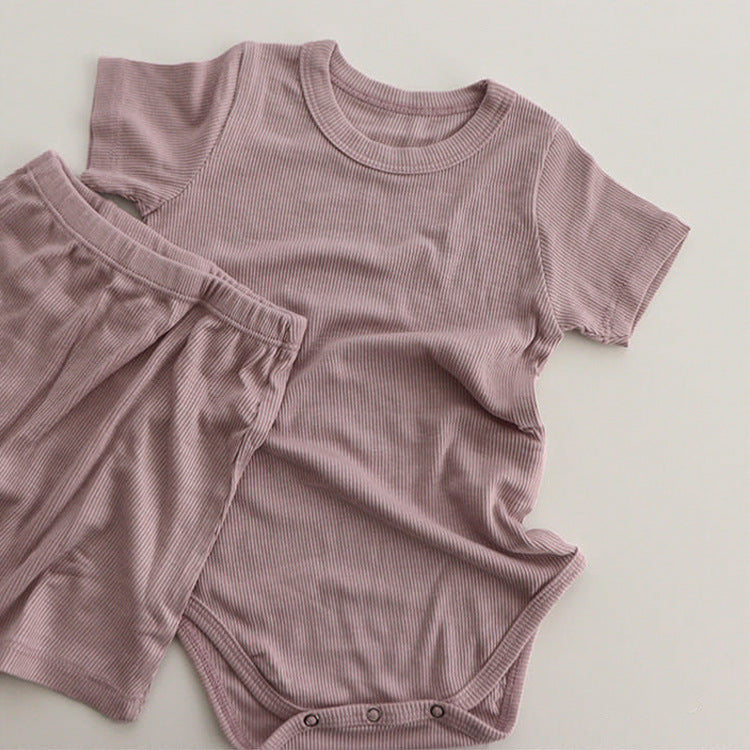 Modèle d'été pour bébé