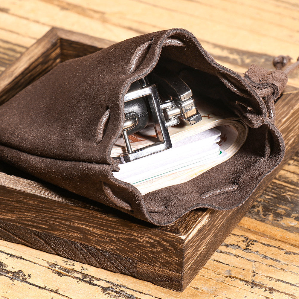 Pochette de rangement à cordons tressé en première couche