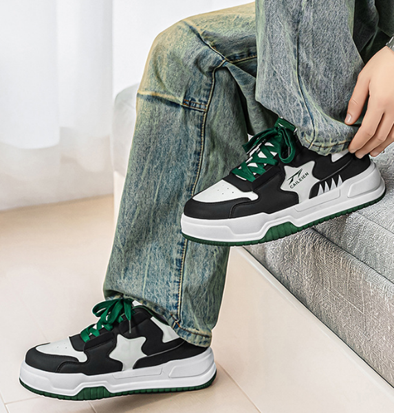 Sneakers blancs respirants pour hommes d'été