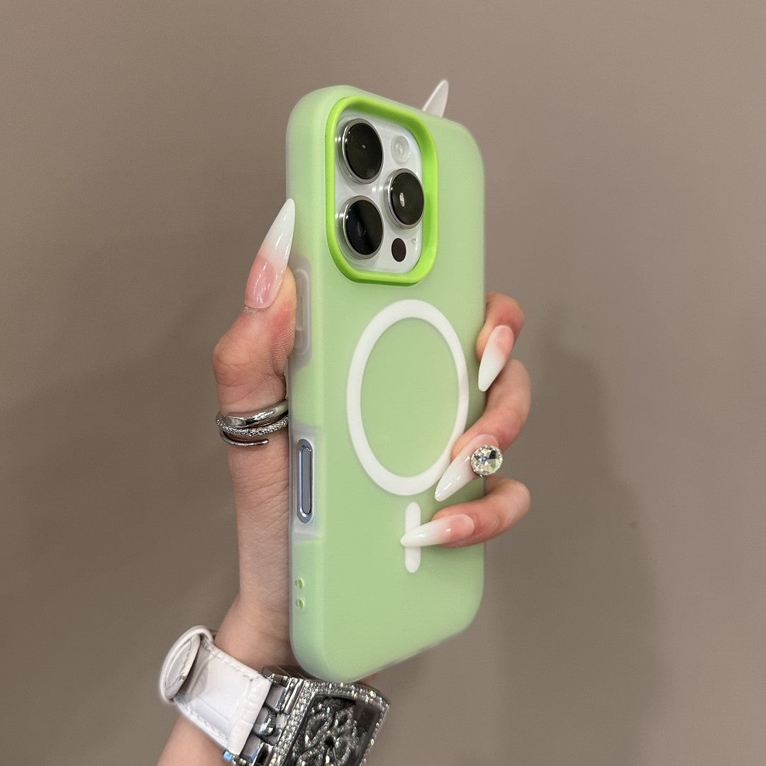 Cas de téléphone magnétique Skin-feel Minimalist