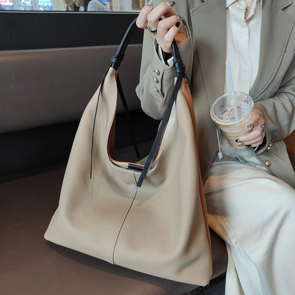 Sac à épaule en cuir pleine fleur de forme Niche