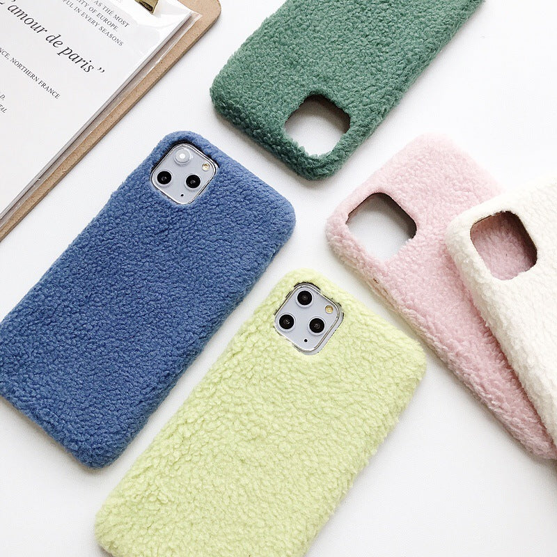 Boîtier de téléphone portable en peluche d'agneau approprié