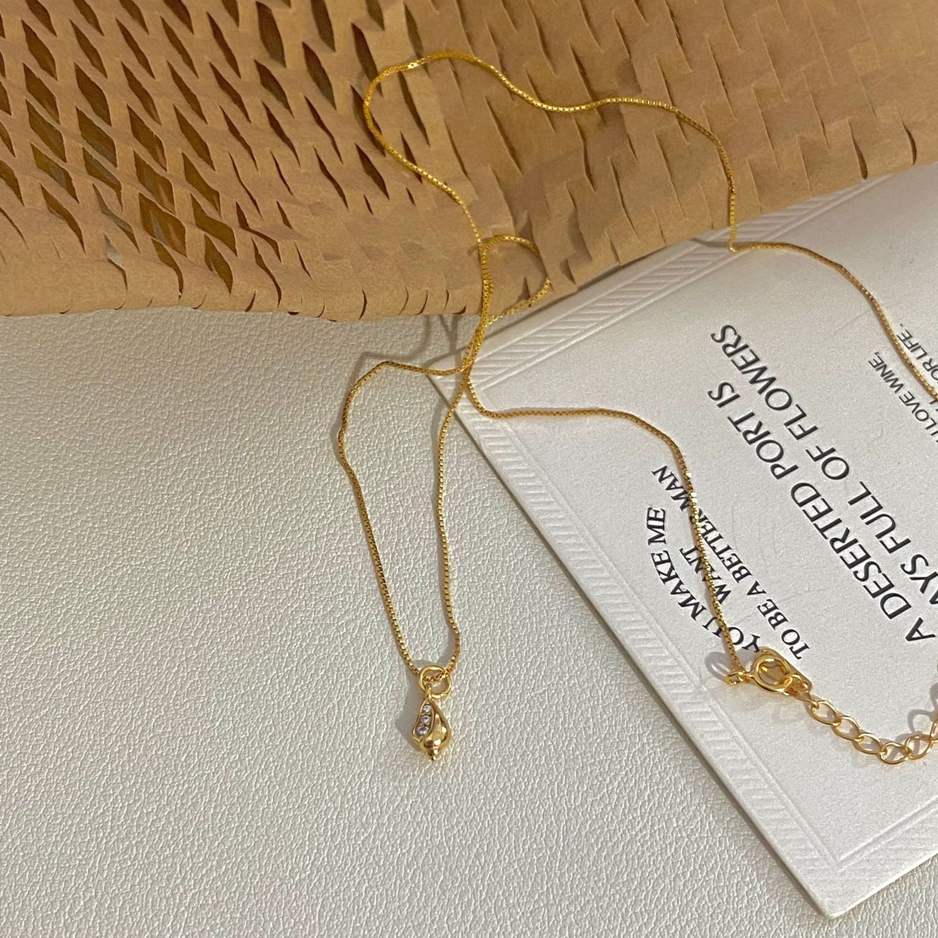 Mini collier de clavicule délicat pour les femmes