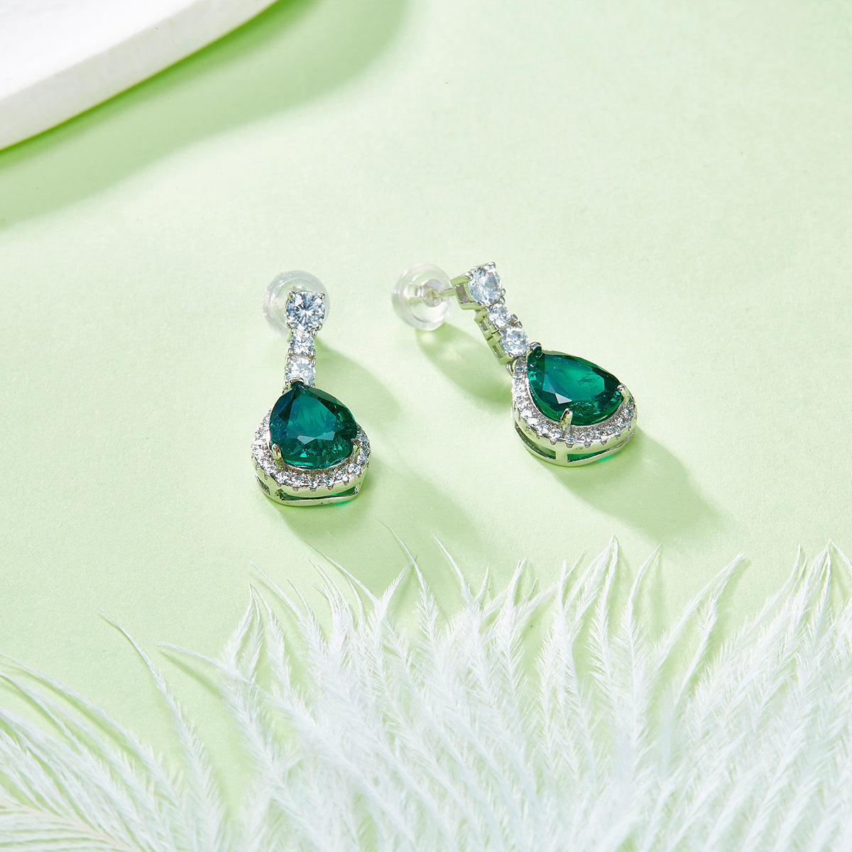 S925 Boucles d'oreilles d'angle en argent sterling Teardrop