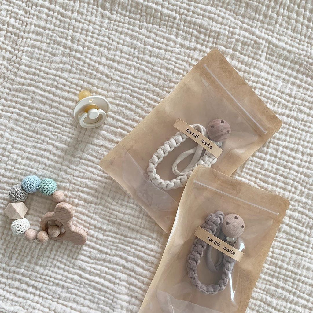 Accessoires d'encolure fabriqués à la main Pacifier Clip Anti-goutte Longueur de fourche