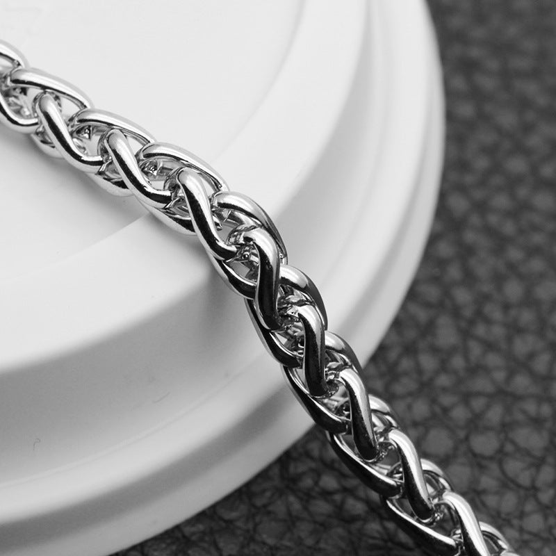 Colliers en acier titane pour hommes