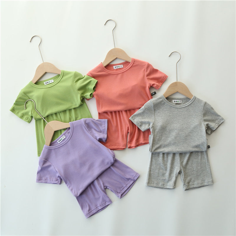 Pyjama de coton mince d'été à manches courtes pour les enfants