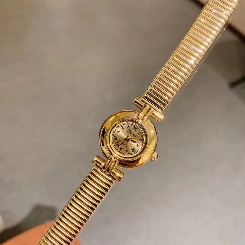 Fashionable Tendance Quartz Montre Rétro Lampe Luxueuse Montre Femme