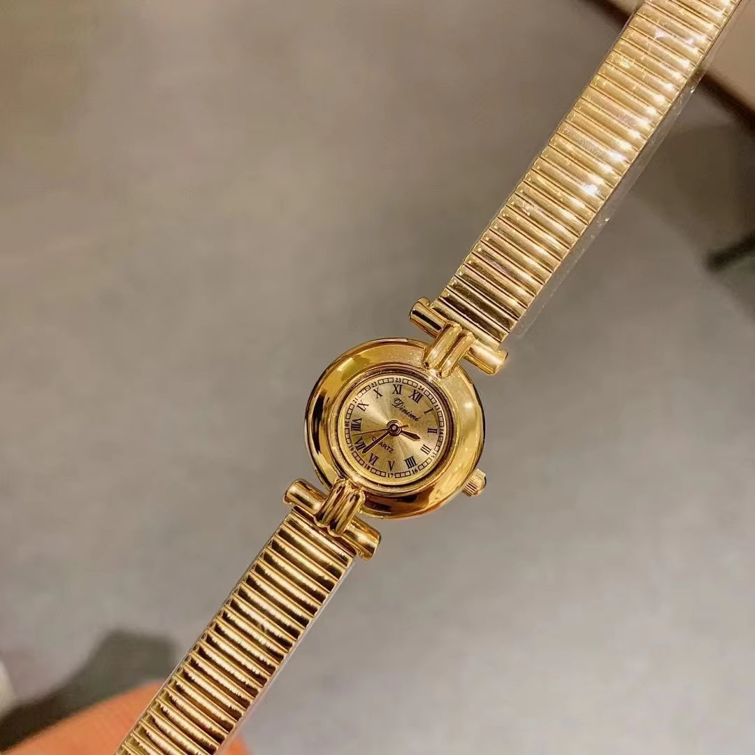 Fashionable Tendance Quartz Montre Rétro Lampe Luxueuse Montre Femme