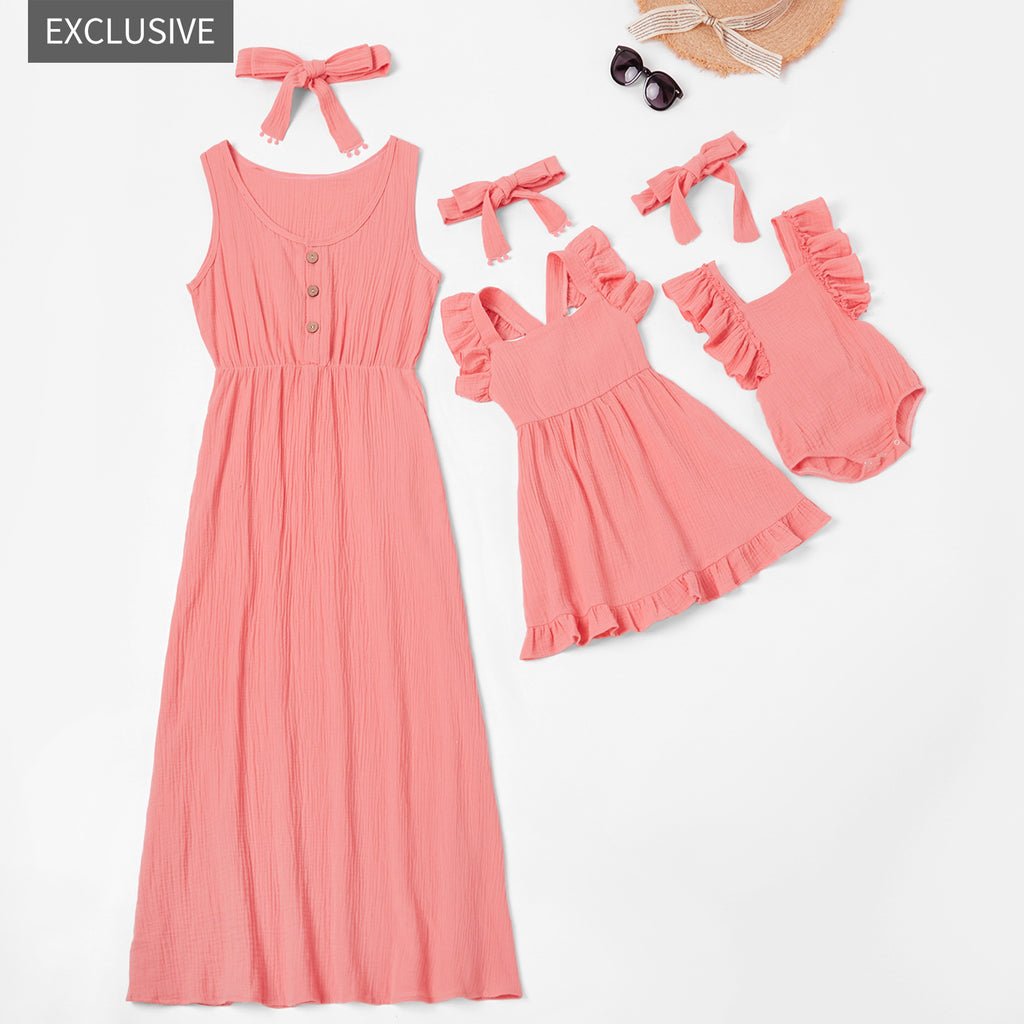 Vêtements de bébé pour mère et fille