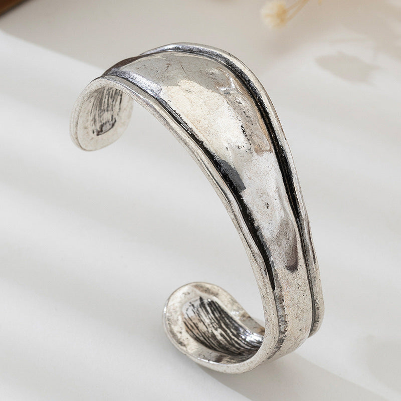 Bracelet en tissu texturé robuste