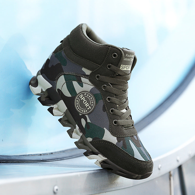 Camouflage occasionnel des femmes Augmentation des sneakers