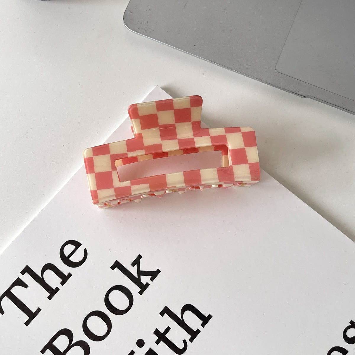 Couleur Acétate Checkerboard Grab Clip Net Red Temperament