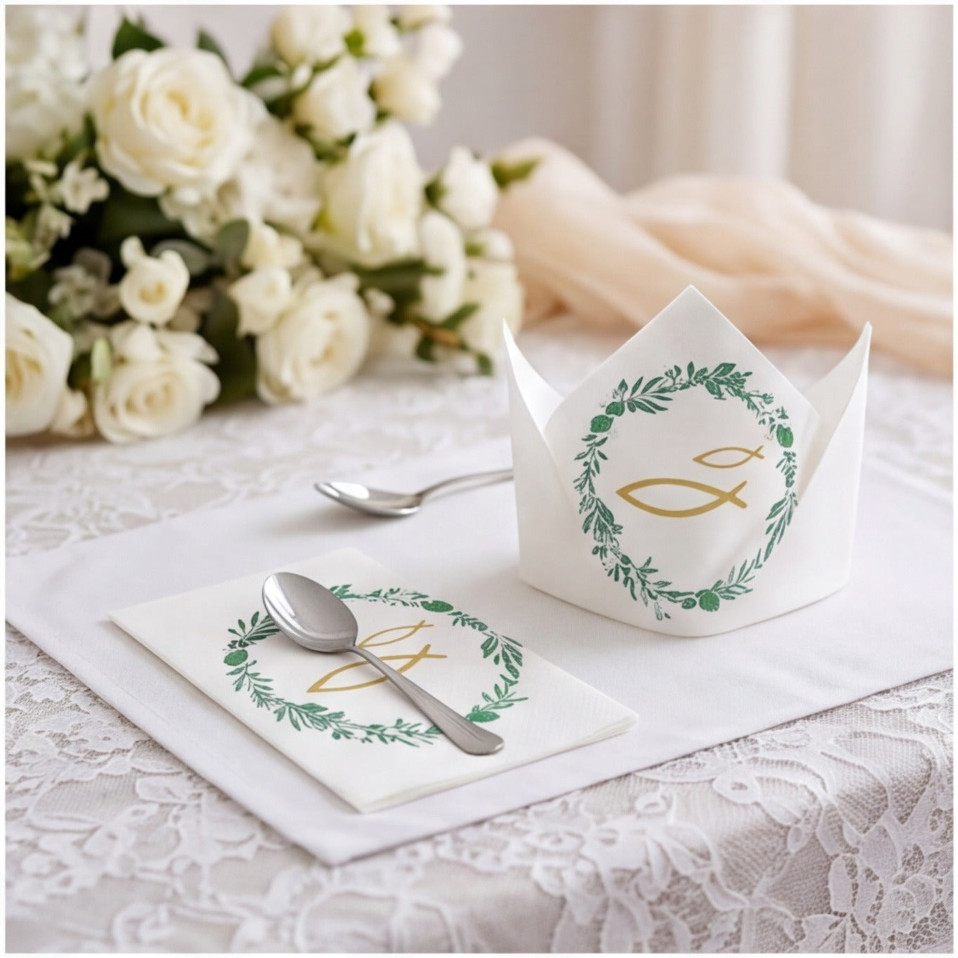 40 serviettes avec des motifs de feuille et de poisson en vert
